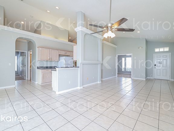 4th image of 16736 Glenbrook Blvd