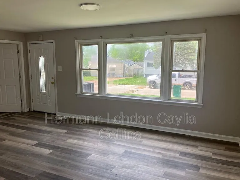 6132 Eaton Dr — Photo 3