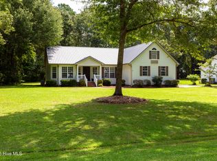 571 Deer Run Rd, New Bern, NC 28562