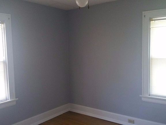 4th image of 2734 Montana Ave