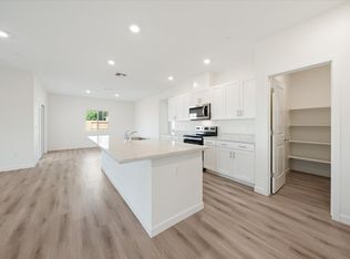 5545 Feathers Ave, Redding, CA 96002