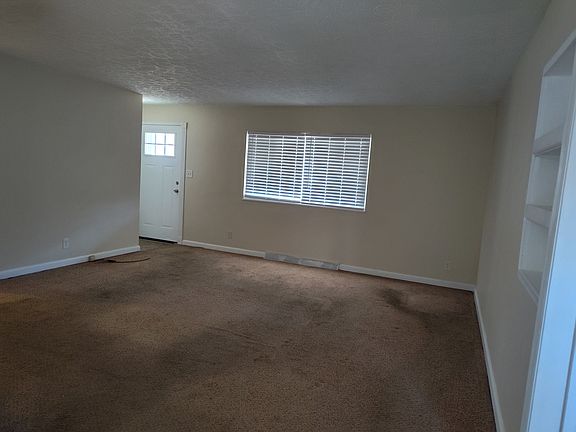 2nd image of 2868 Jonrose Ave