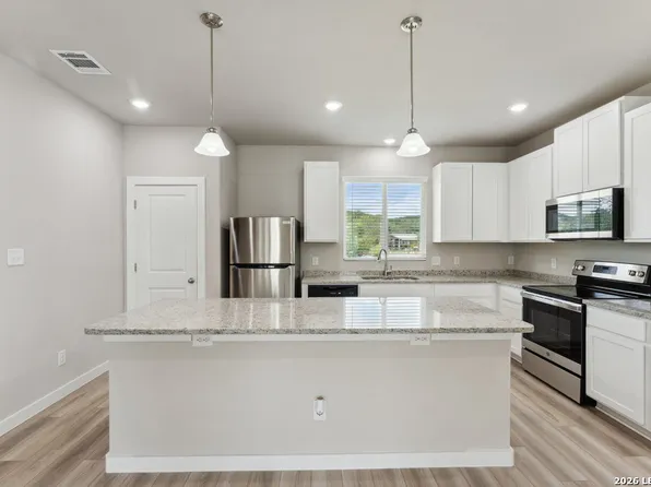 21503 SIR WALTER LN #21503, San Antonio, TX 78256