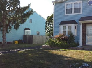 9 Marc Dr, Dayton, NJ
