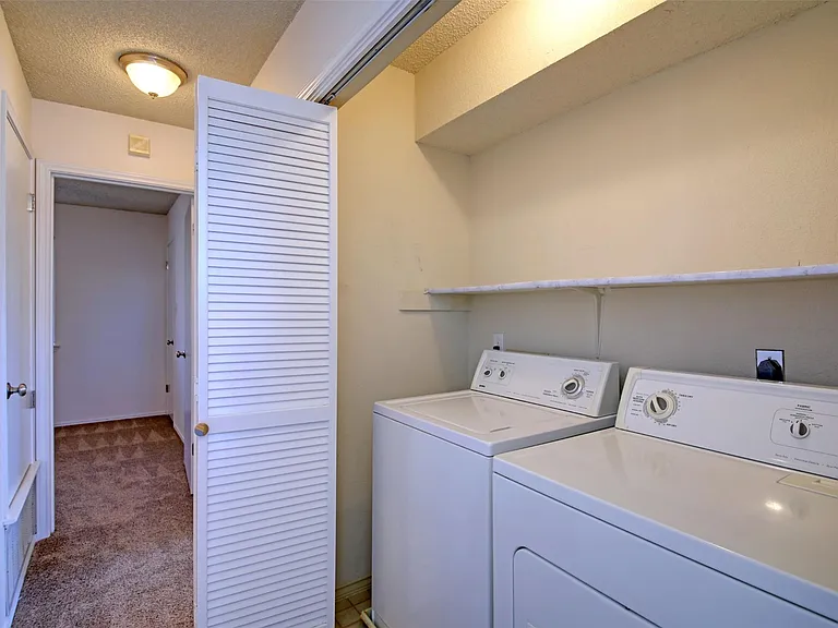 8800 Peppergrass Cv — Photo 24