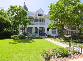 1018 N Main St, Belton, TX 76513