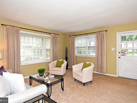 3rd image of 12603 Colebrook Ct