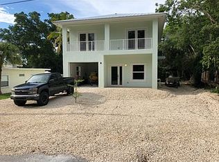 8 Tarpon Ave, Key Largo, FL 33037