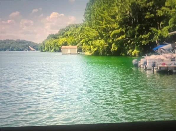 16 Of Sunkist Ln, Eureka Springs, AR 72631