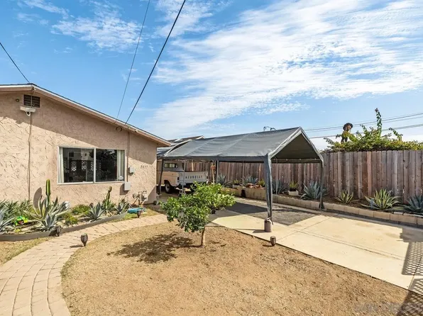 2877 Ridgeway Dr, National City, CA 91950