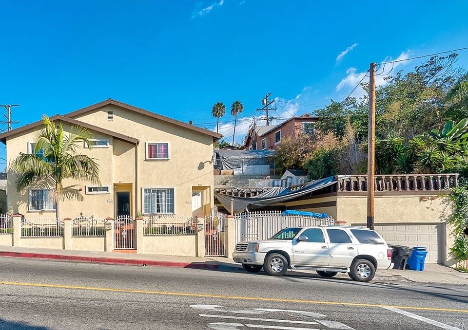 1st image of 838 N Gage Ave