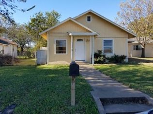 1109 Chase Ave, Cleburne, TX 76031