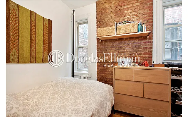 Rented by Douglas Elliman | media 52