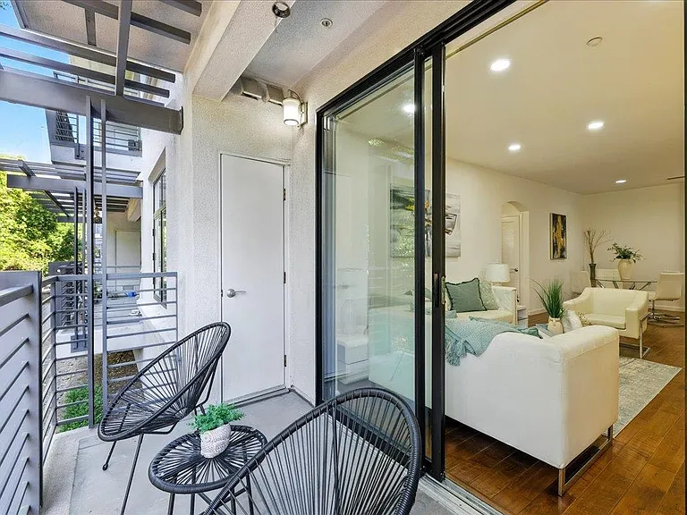 10745 N De Anza Blvd #115 — Photo 32