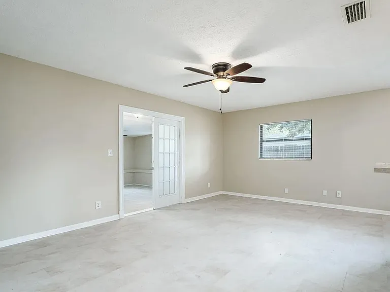 7707 Falcon St — Photo 8