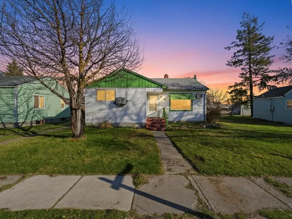 246 S Burke Ave, Connell, WA 99326