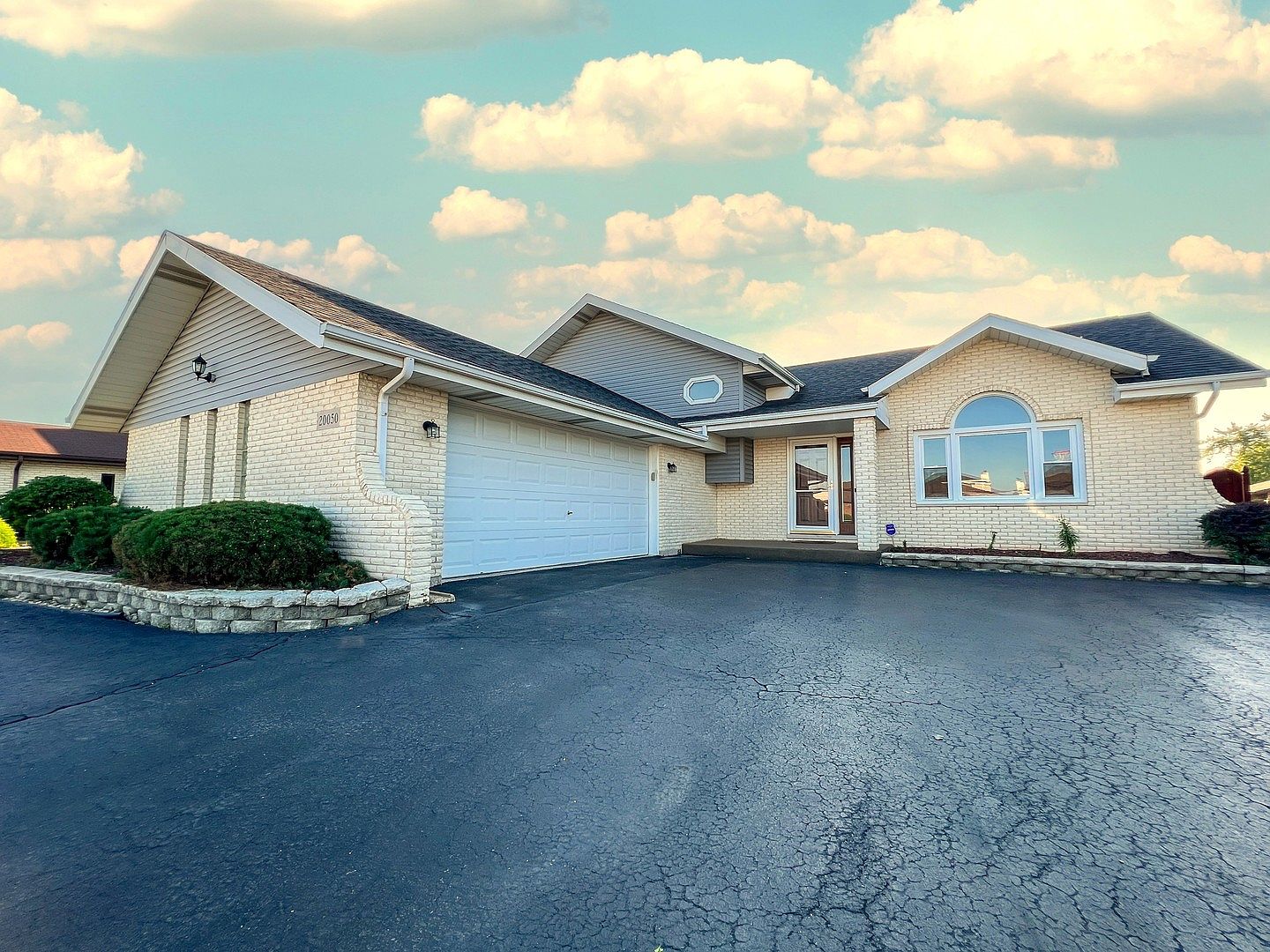 20050 Lake Lynwood Dr, Lynwood, IL 60411 Zillow