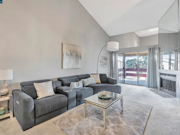 2121 Vale Rd APT 326, San Pablo, CA 94806