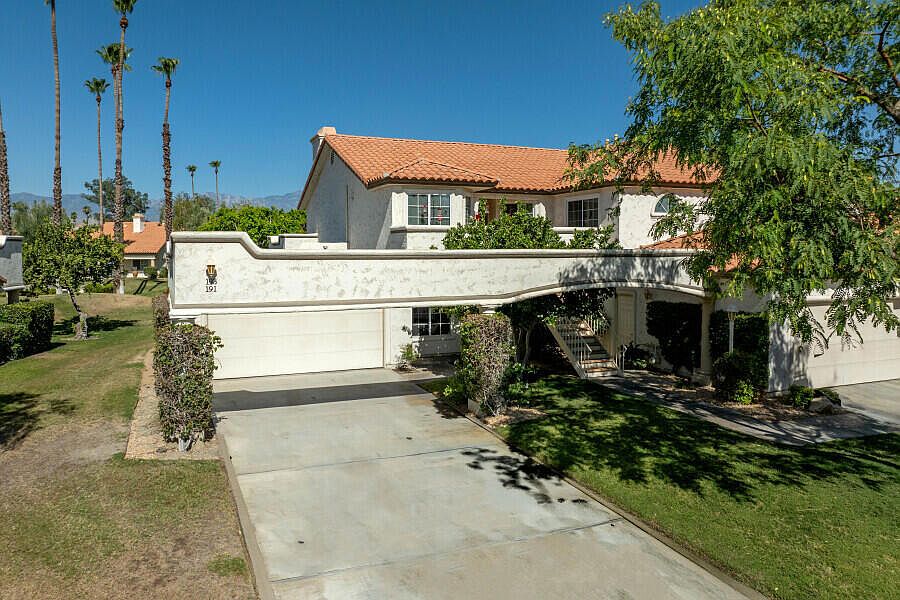 1st image of 191 Desert Falls Dr E