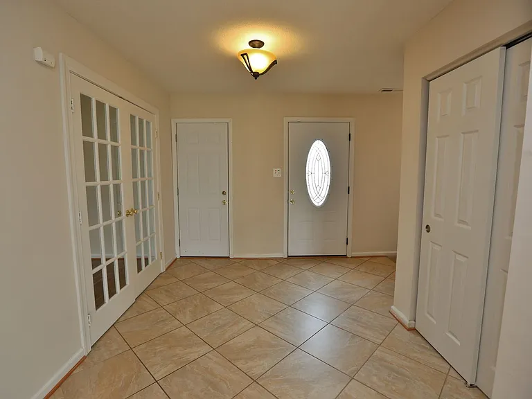 1012 Antioch Cir — Photo 3