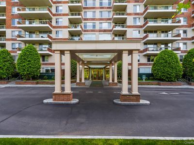 111 Cherry Valley Avenue #517, Garden City, NY, 11530