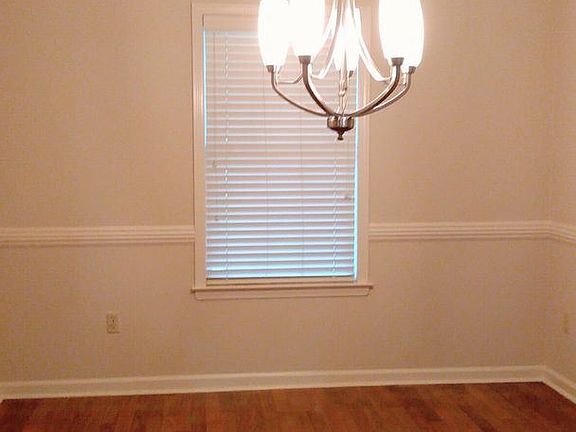 4th image of 7363 Kingsland Dr