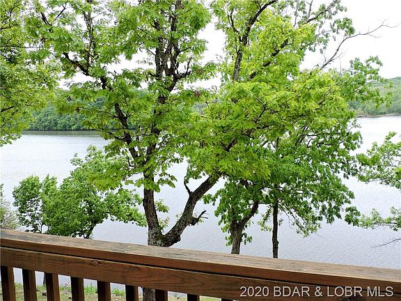 3rd image of 96 Elmwood Dr #4