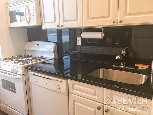 Rented by 24 7 NYC Realty Inc. | media 27