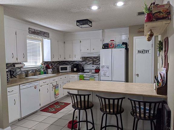 5th image of 1456 Woodfield Dr