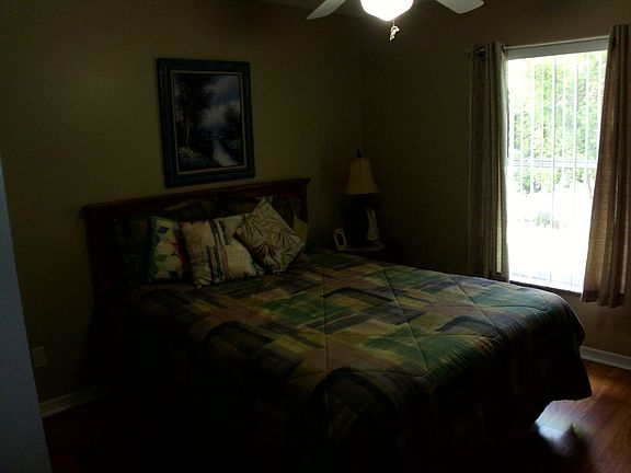 Guest bedroom