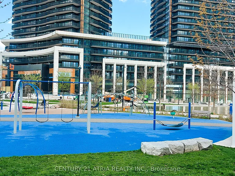 25 McMahon Dr #908 — Photo 9