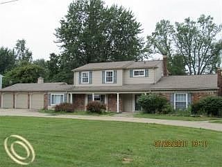 2nd image of 18030 Parke Ln