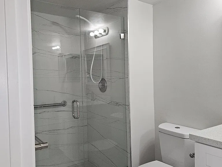 8455 Coral Lake Way #8455 — Photo 3
