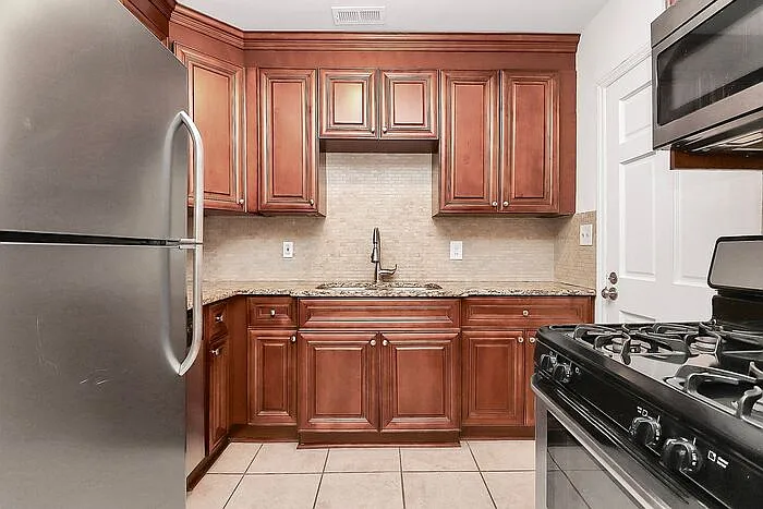 1511 Pecan Ave — Photo 9