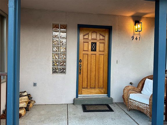 3rd image of 941 Estates Dr
