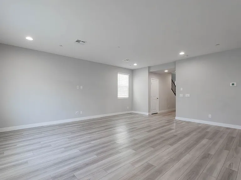 10620 Carnes Ave — Photo 28