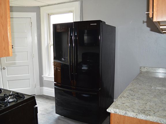 Kitchen - fridge, pantry