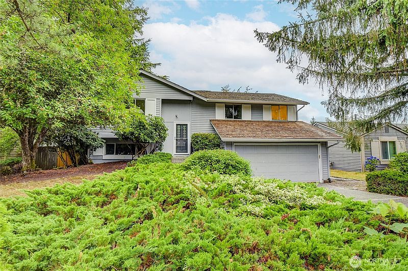 2nd image of 17415 159th Avenue SE