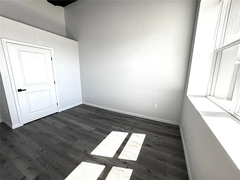 810 Monocacy St #103 — Photo 13