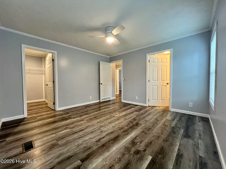 1296 Riverview Dr — Photo 11