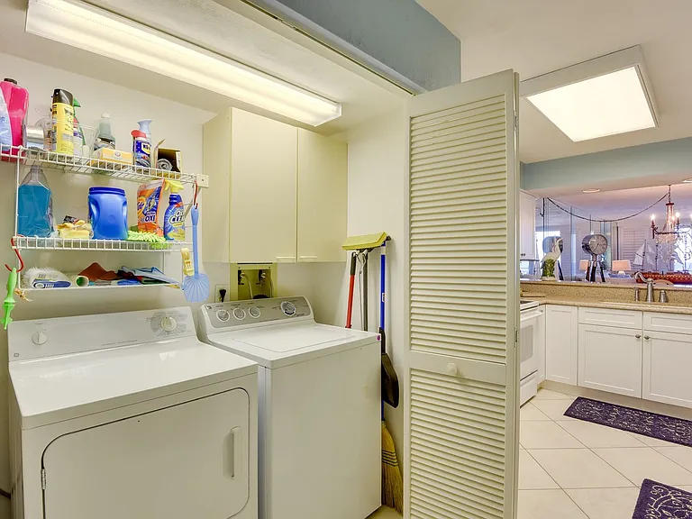 Laundry Room Cabinet