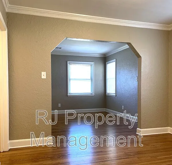1598 Marianna St — Photo 7