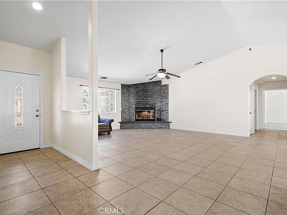3rd image of 13227 Smith Rd
