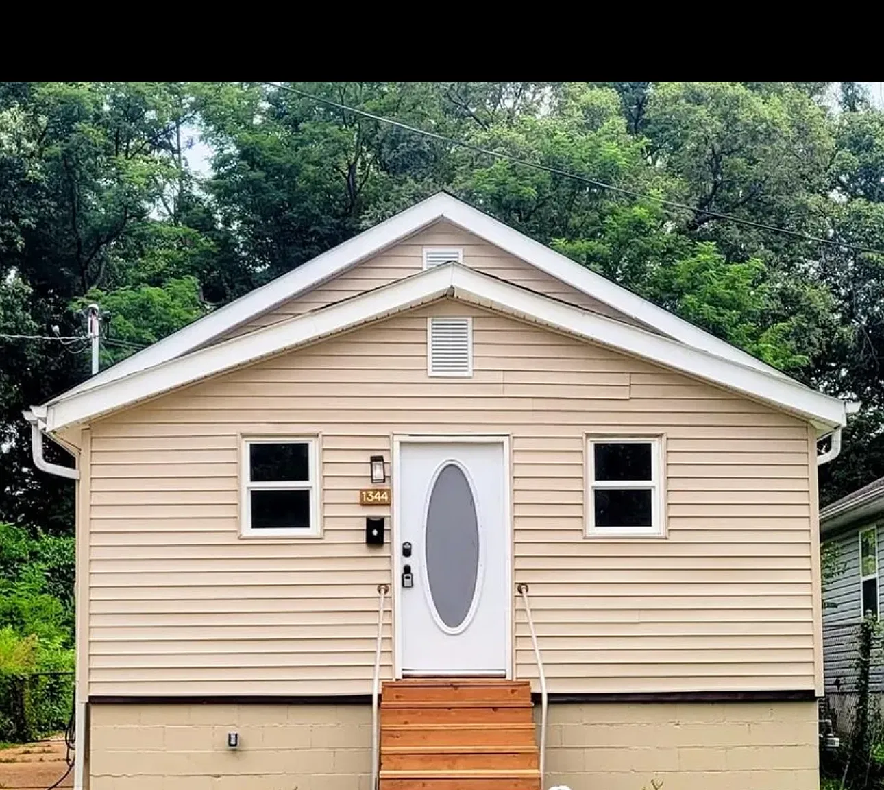 2 bed, 750 sqft, $1,250 — Photo 1