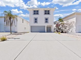 121 Boca Ciega Dr, Madeira Beach, FL 33708