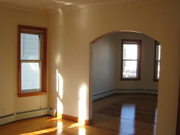 2nd image of 10B Evergreen Ave #2