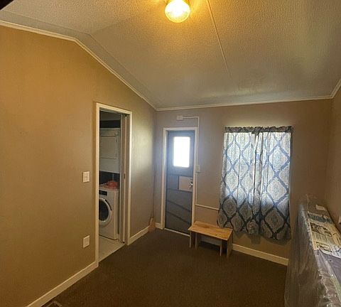 2nd image of 900 S Hillcrest Dr Trailer 6