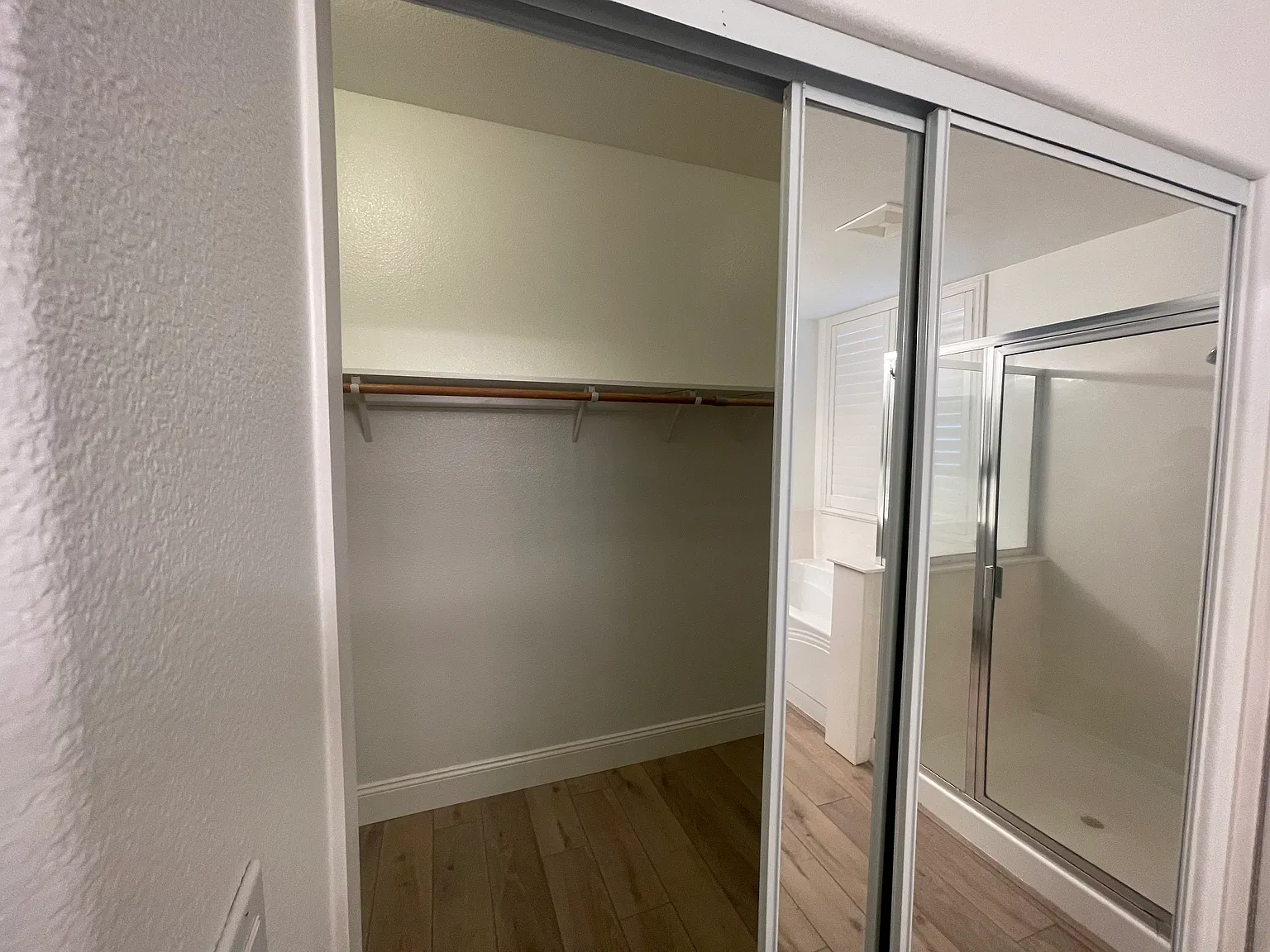 497 Edgefield Pl — Photo 3