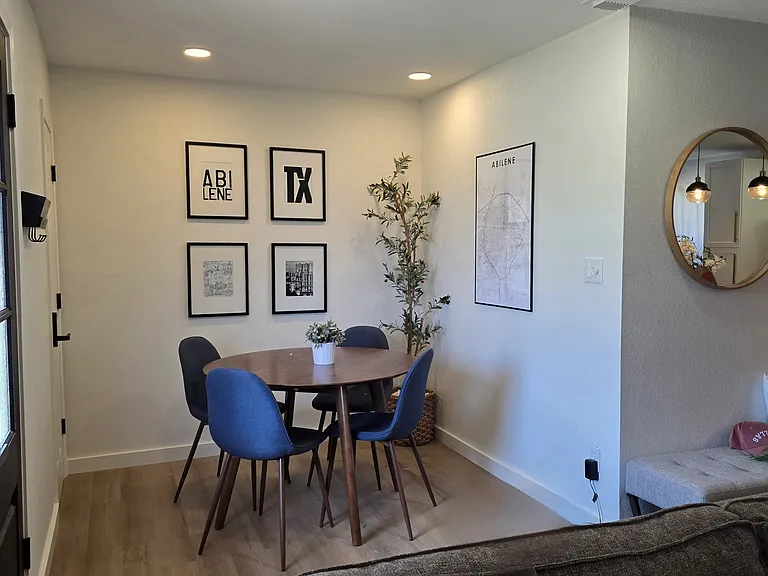 2826 Post Oak Rd — Photo 14