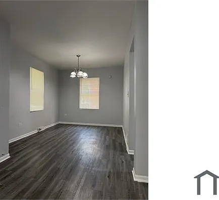 10043 S Oglesby Ave — Photo 4